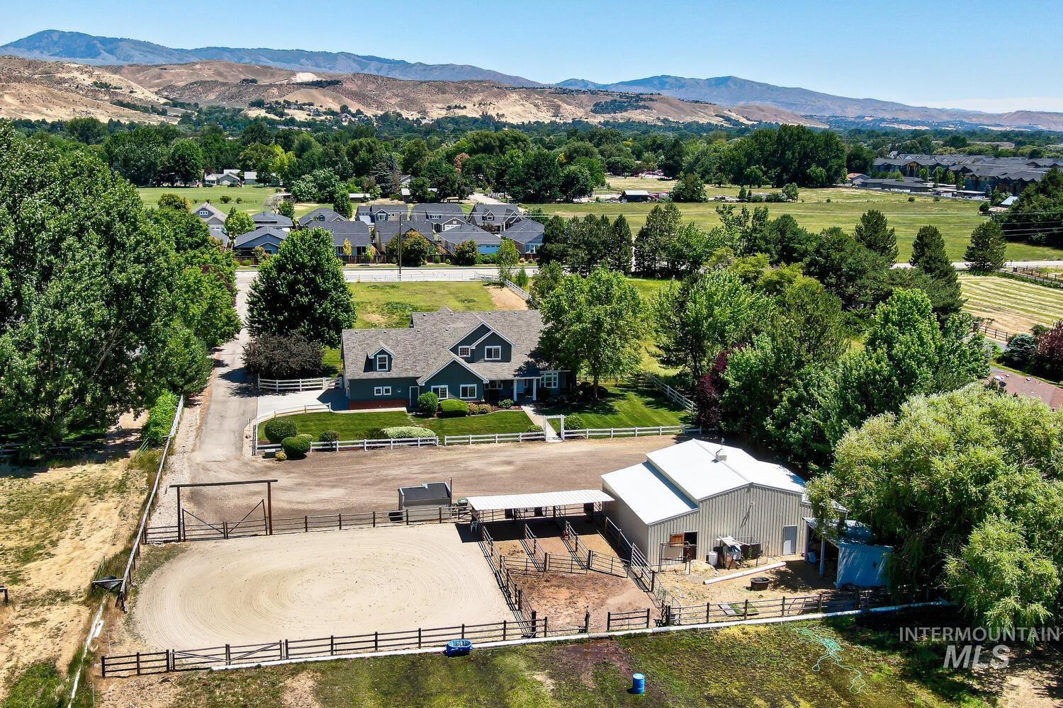 6853 N Bogart Lane