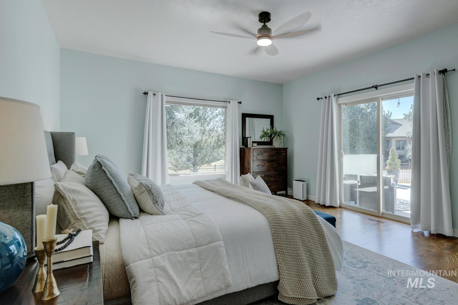 13122 N Lookout Circle