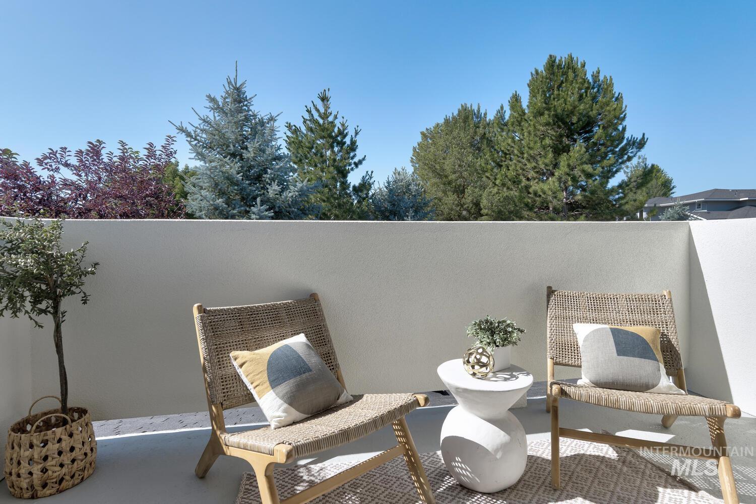 13122 N Lookout Circle