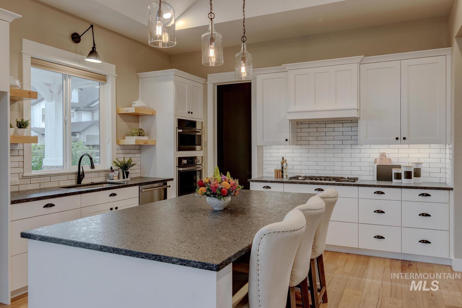 3968 W Hidden Springs Dr