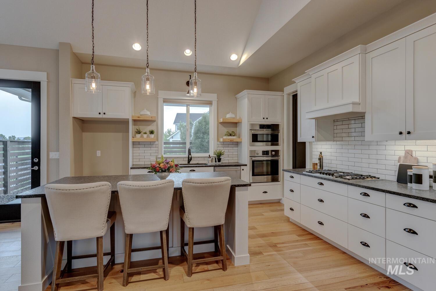 3968 W Hidden Springs Dr