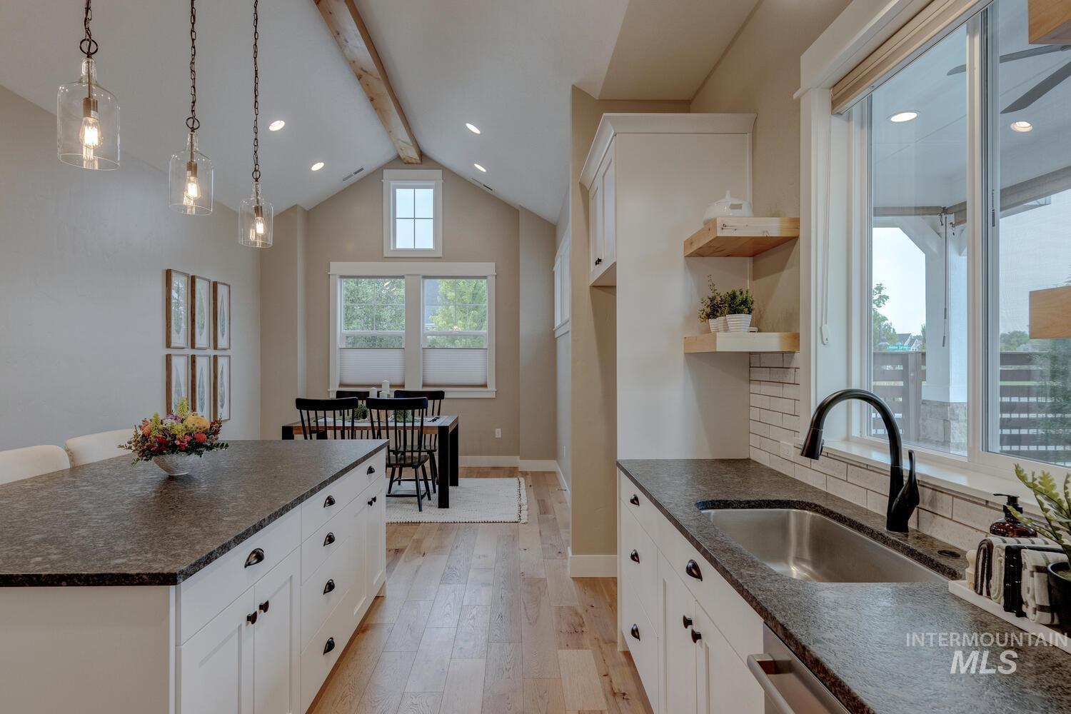 3968 W Hidden Springs Dr