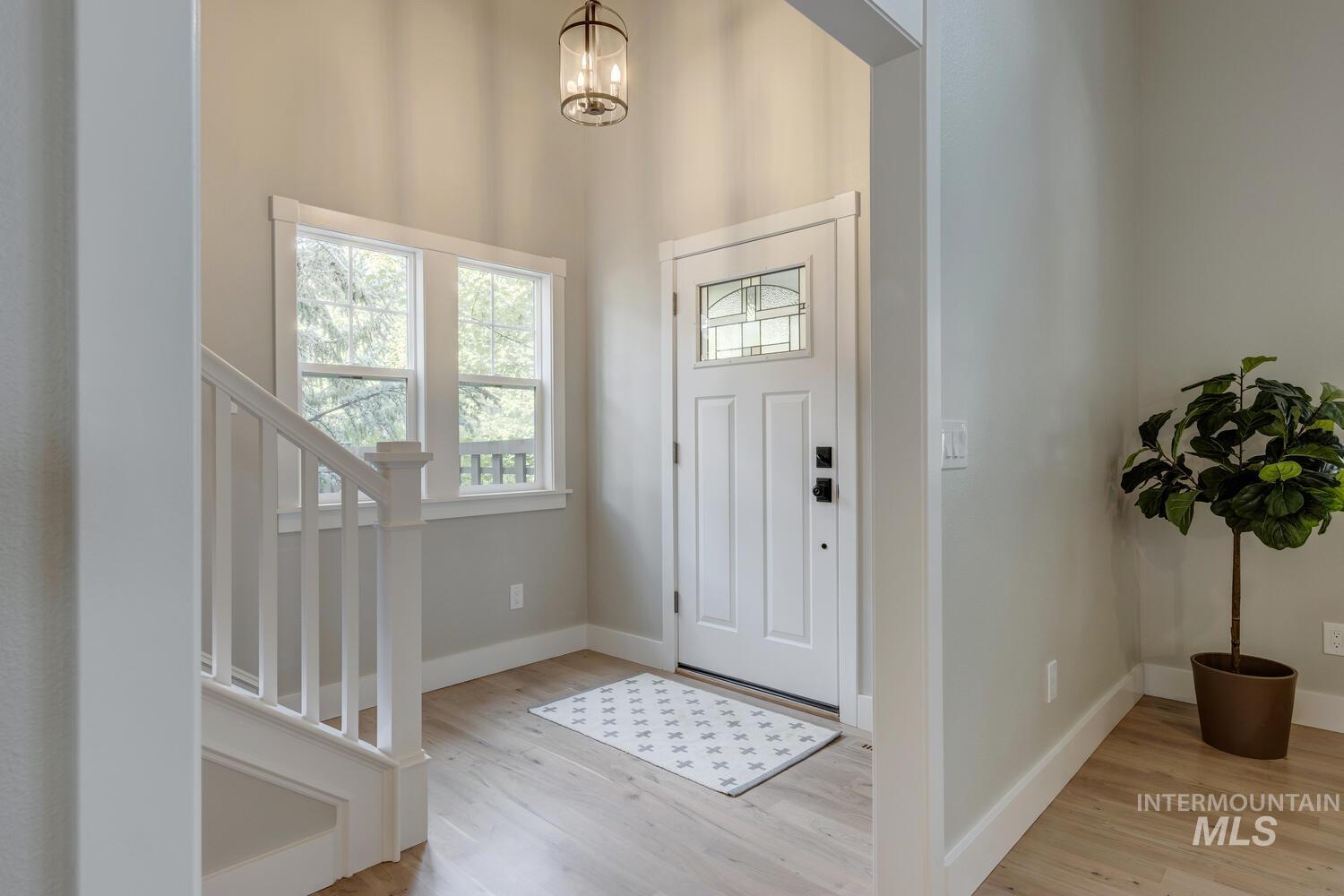 5745 W Farm Market Rd