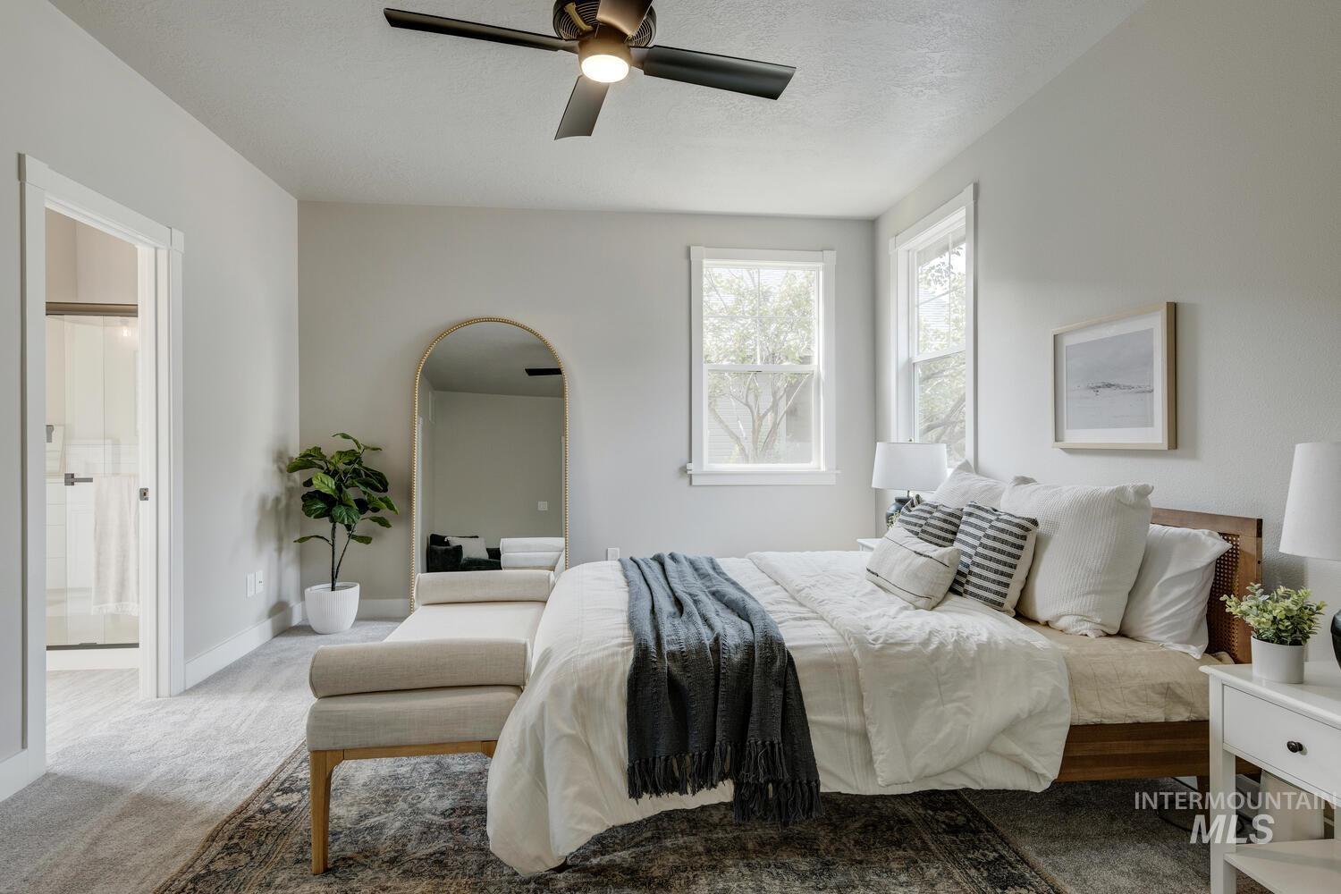 5745 W Farm Market Rd