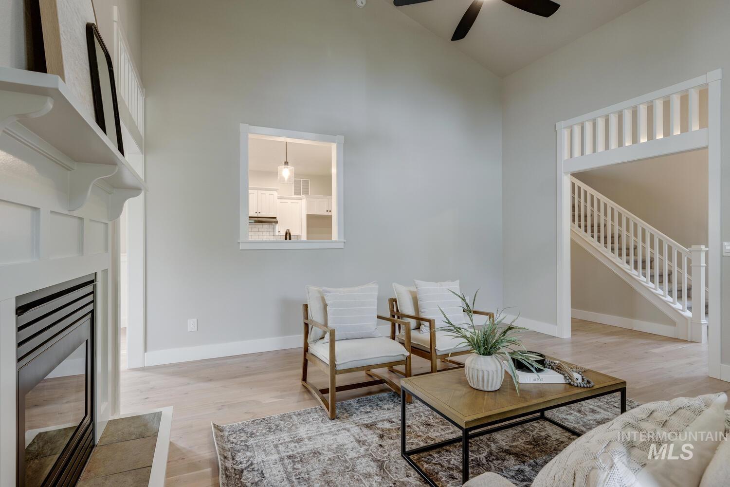 5745 W Farm Market Rd