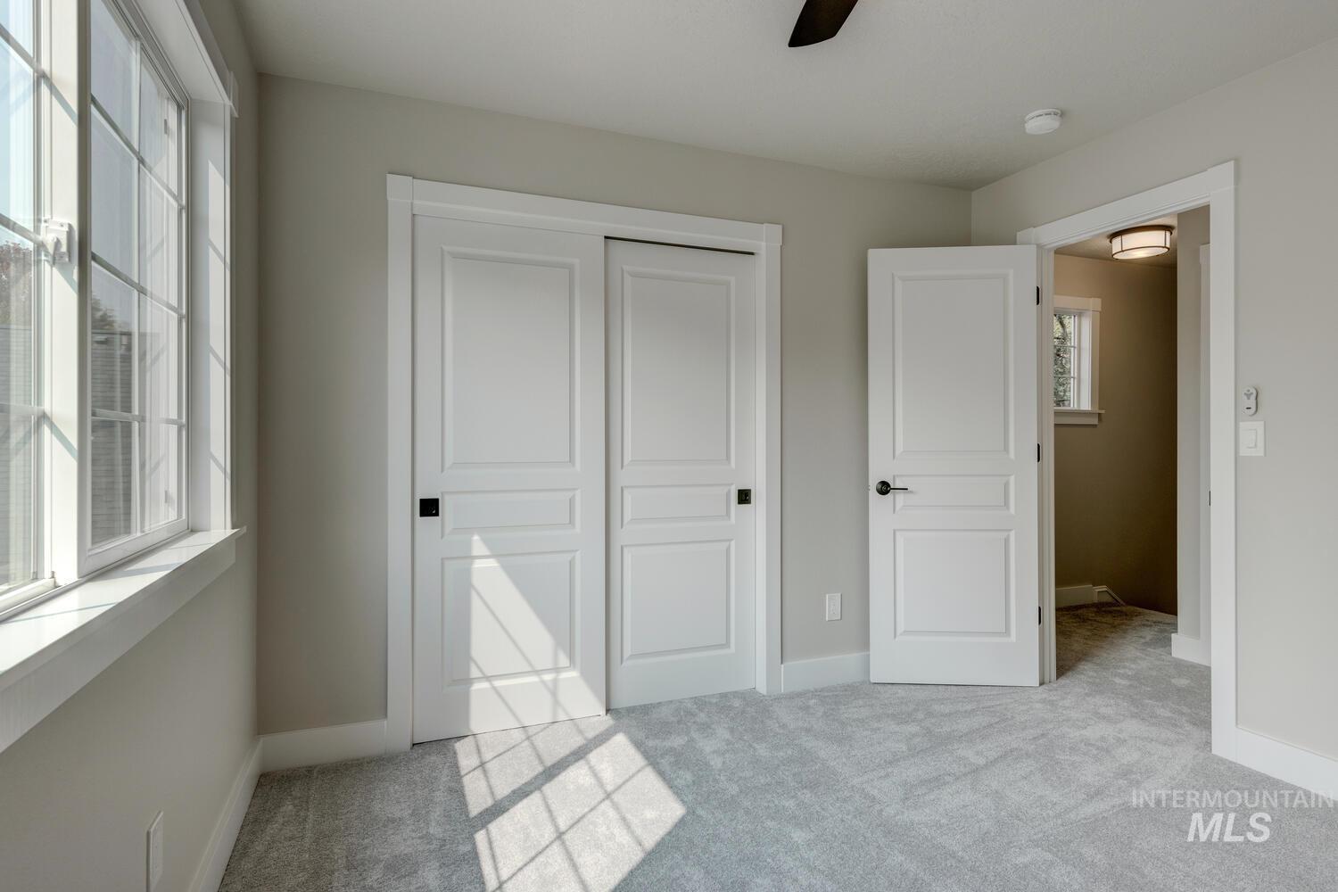 5745 W Farm Market Rd