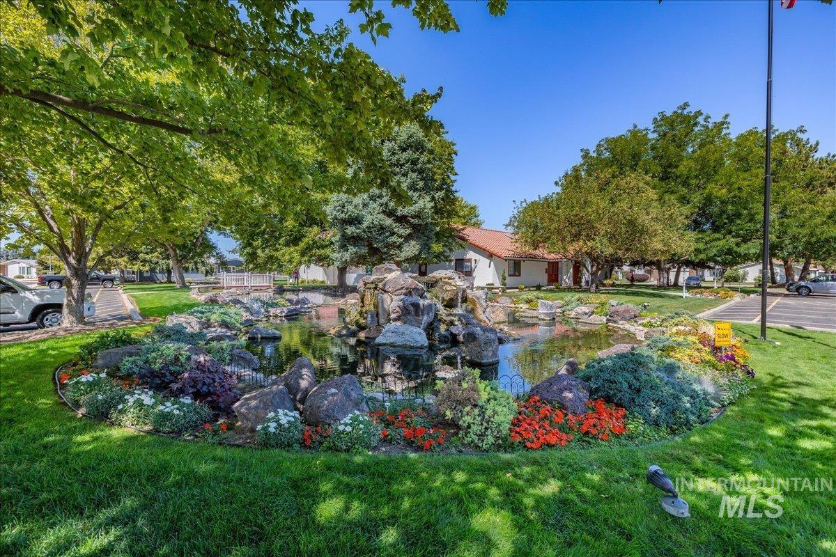 8380 W Willowpark Dr