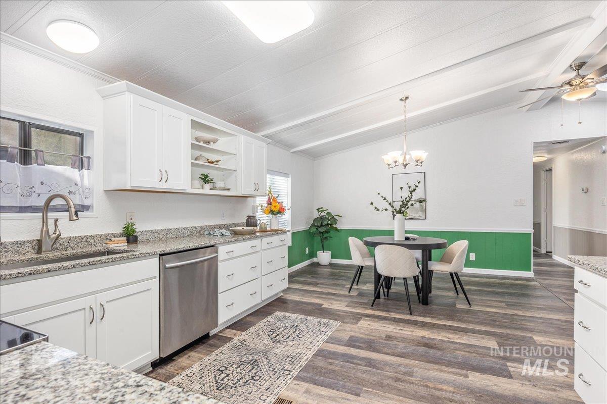 8380 W Willowpark Dr