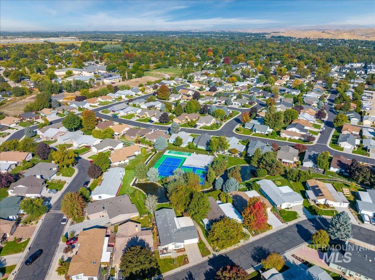 8380 W Willowpark Dr