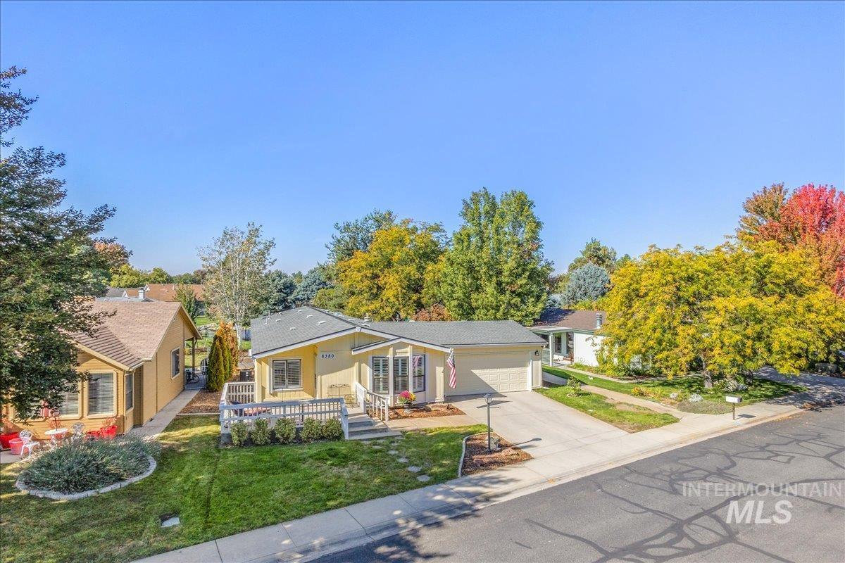 8380 W Willowpark Dr