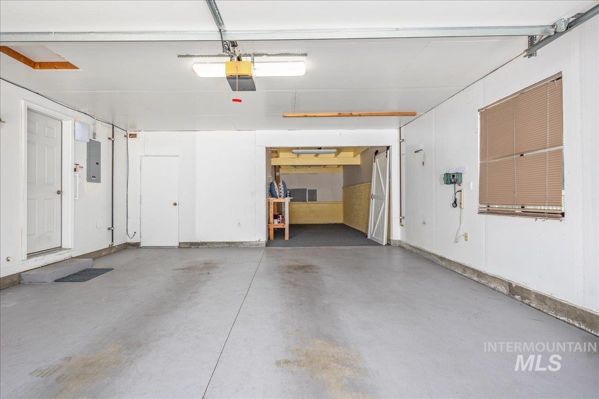 8380 W Willowpark Dr