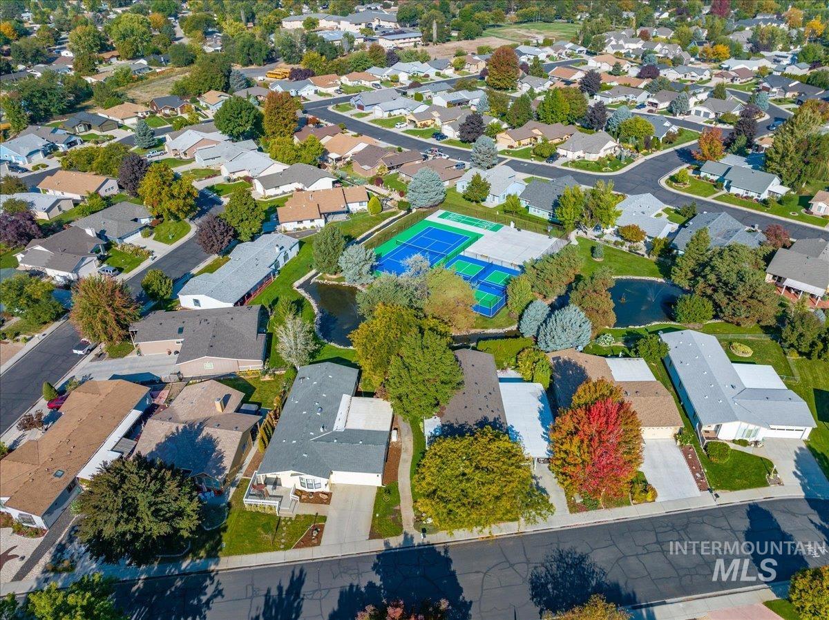 8380 W Willowpark Dr