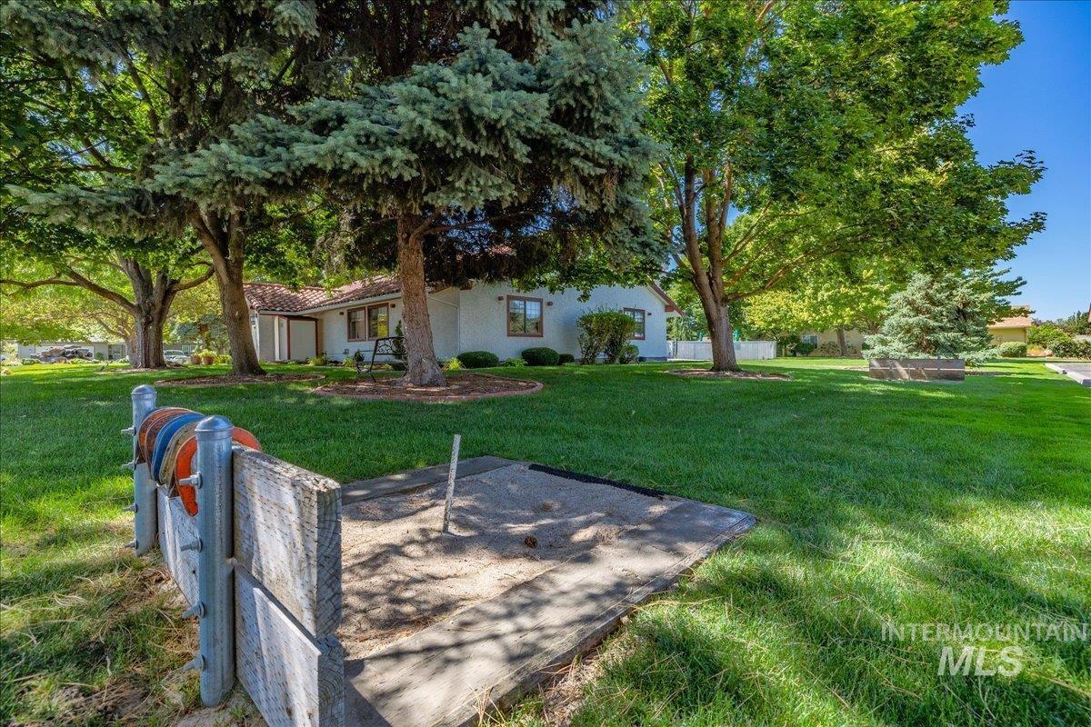 8380 W Willowpark Dr