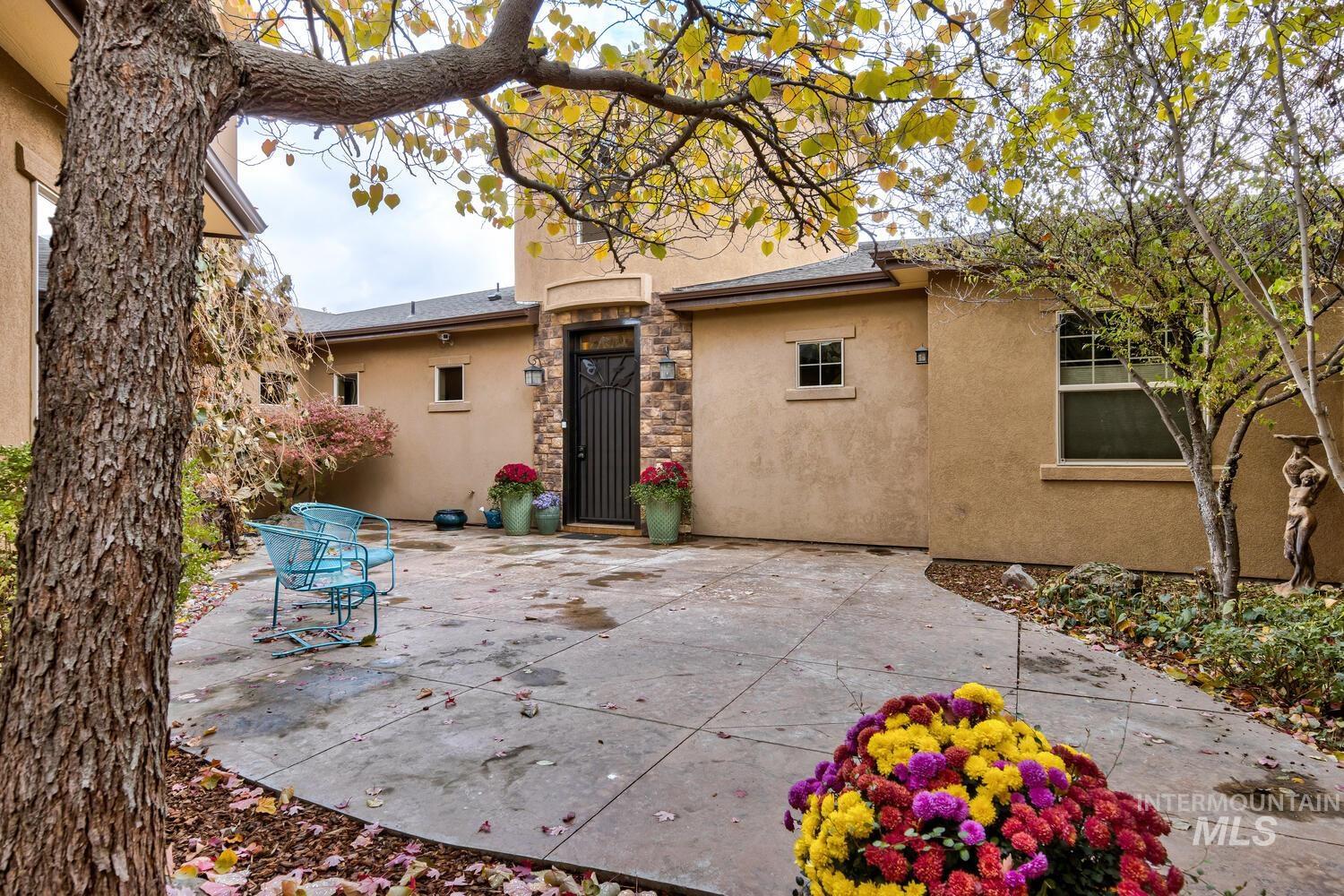 5560 W Chukar Butte Court