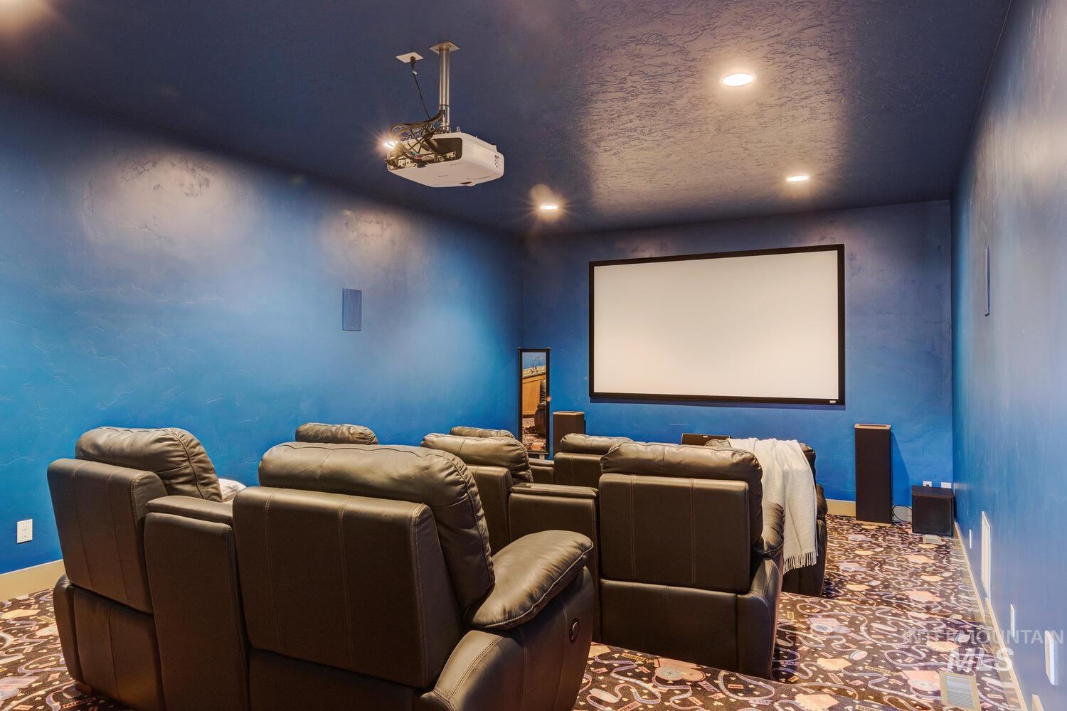 5560 W Chukar Butte Court