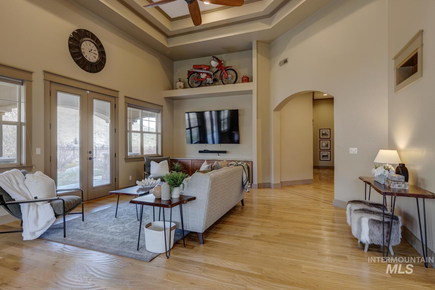 5560 W Chukar Butte Court