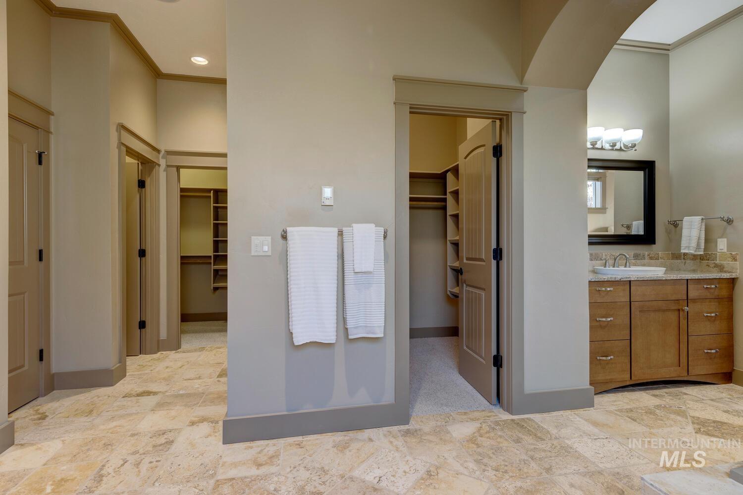 5560 W Chukar Butte Court