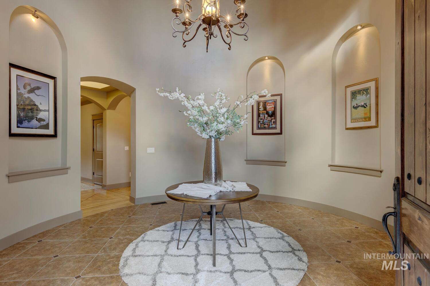 5560 W Chukar Butte Court