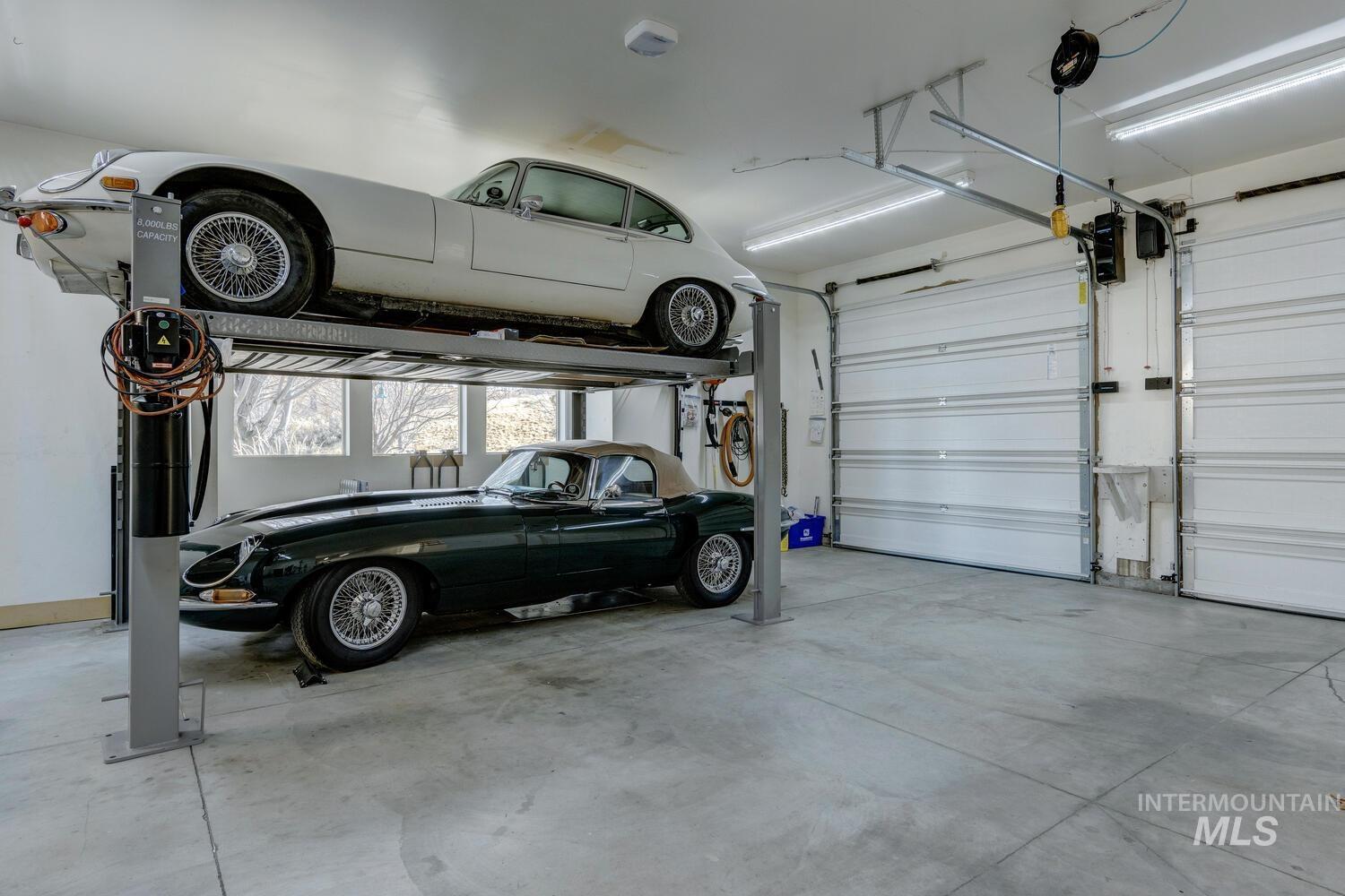 5560 W Chukar Butte Court