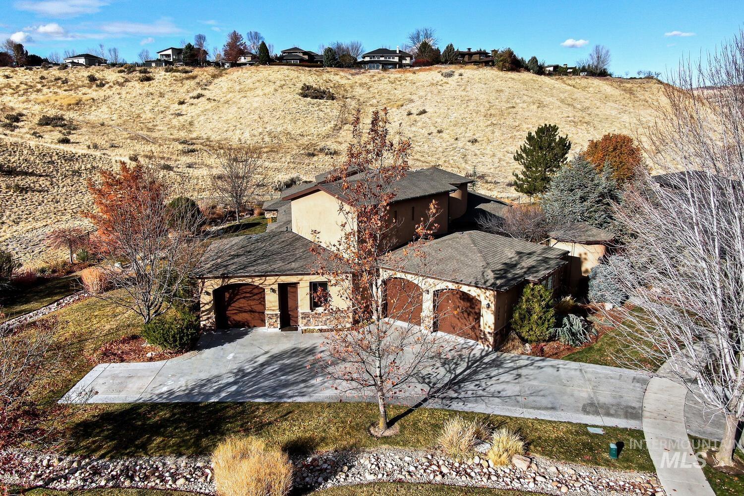 5560 W Chukar Butte Court
