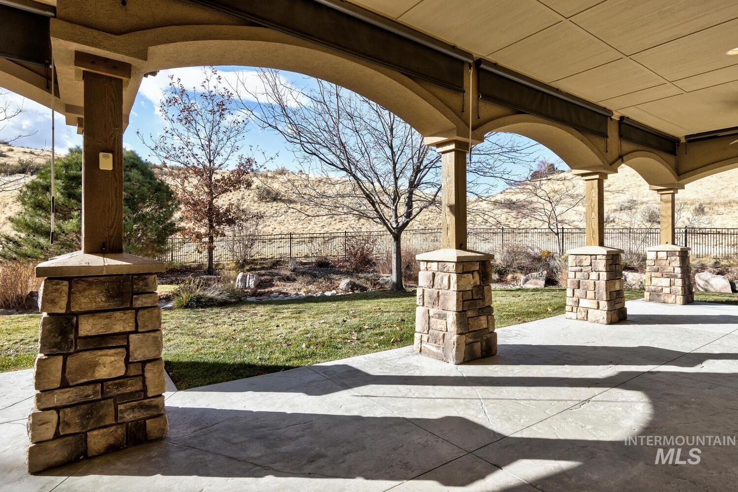 5560 W Chukar Butte Court