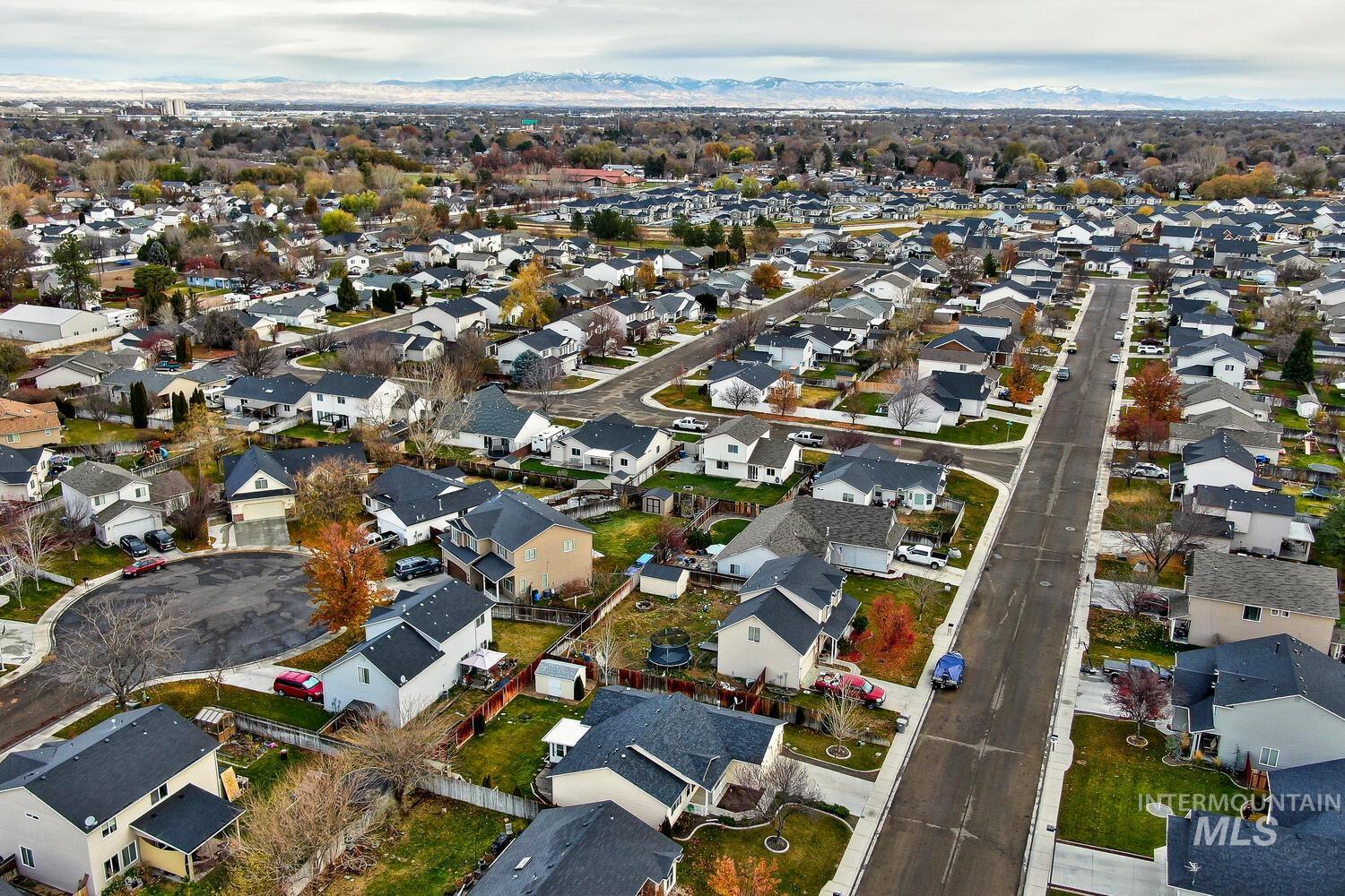 2148 W Crown Pointe Ave