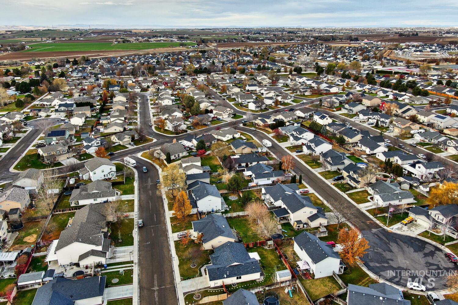 2148 W Crown Pointe Ave