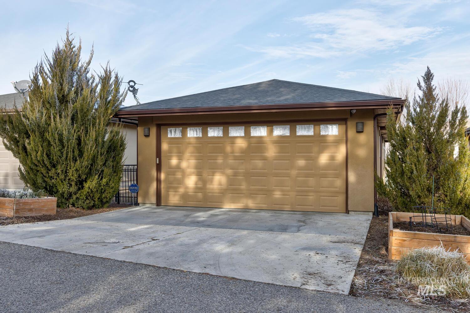 5691 W Hidden Springs Dr