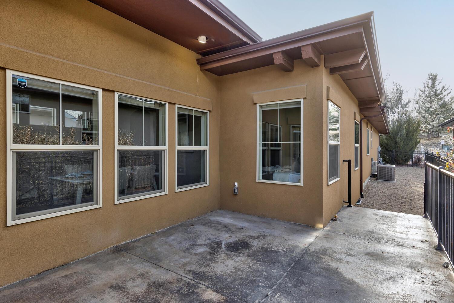 5691 W Hidden Springs Dr