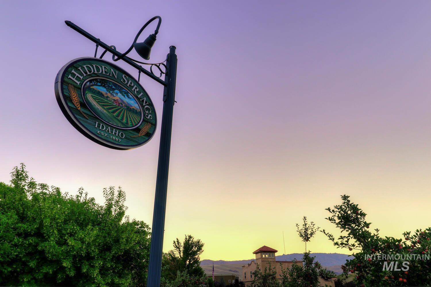 12126 N Humphreys Way