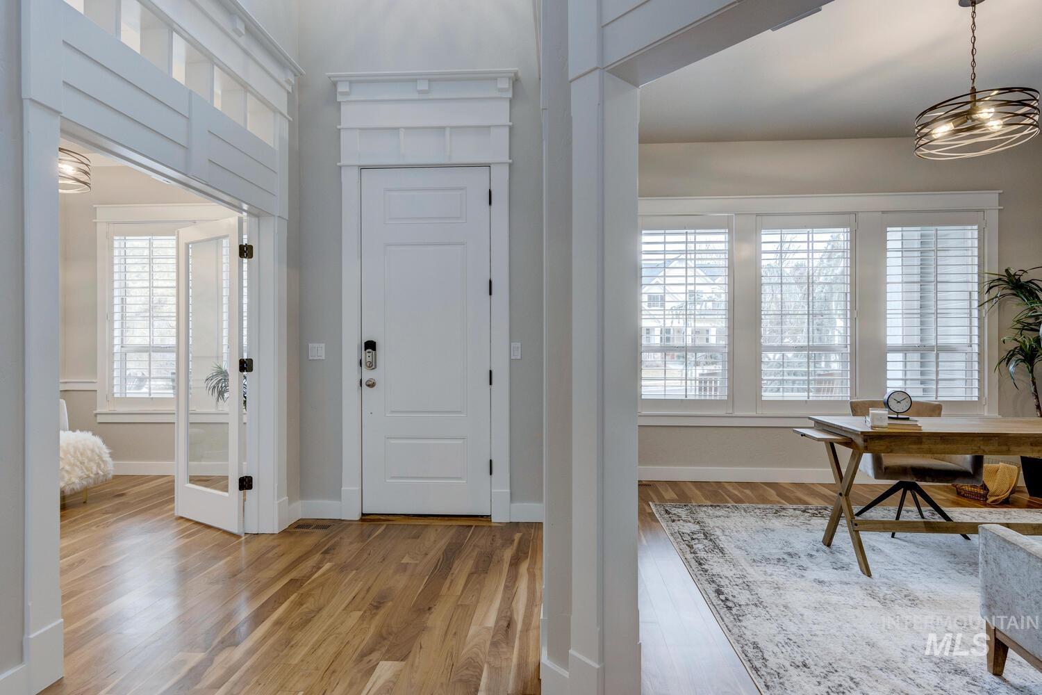 12021 N Humphreys Pl