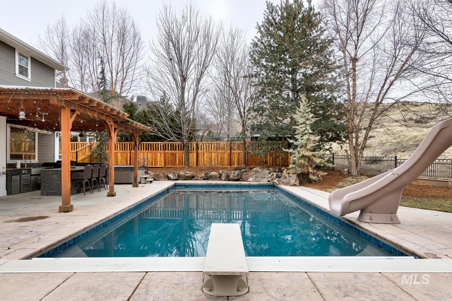 12021 N Humphreys Pl