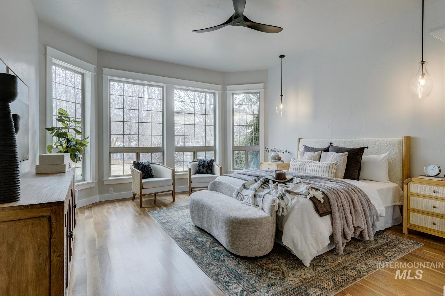 12021 N Humphreys Pl