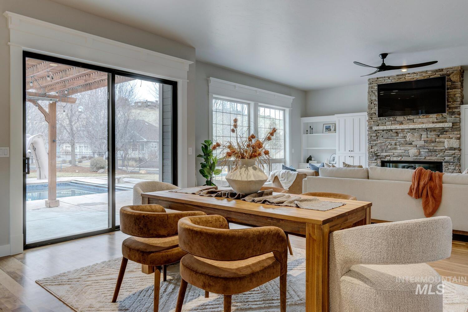 12021 N Humphreys Pl