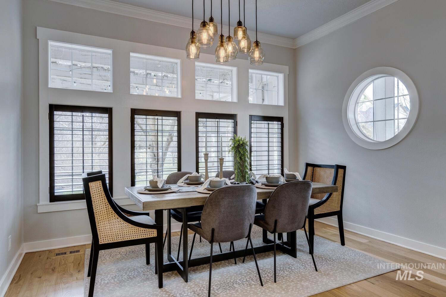 5218 W Hidden Springs Dr