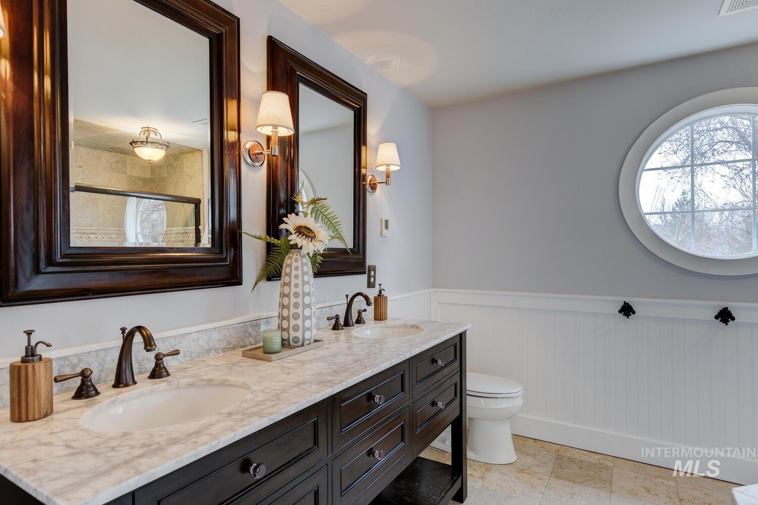 5218 W Hidden Springs Dr