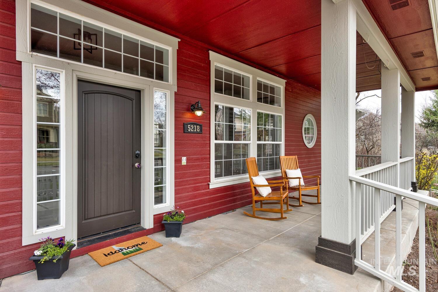 5218 W Hidden Springs Dr