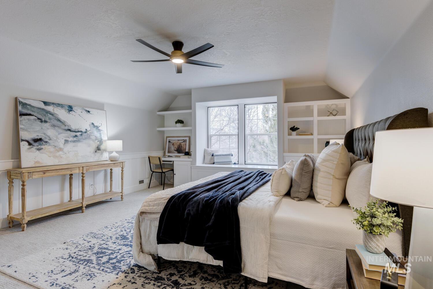 5218 W Hidden Springs Dr