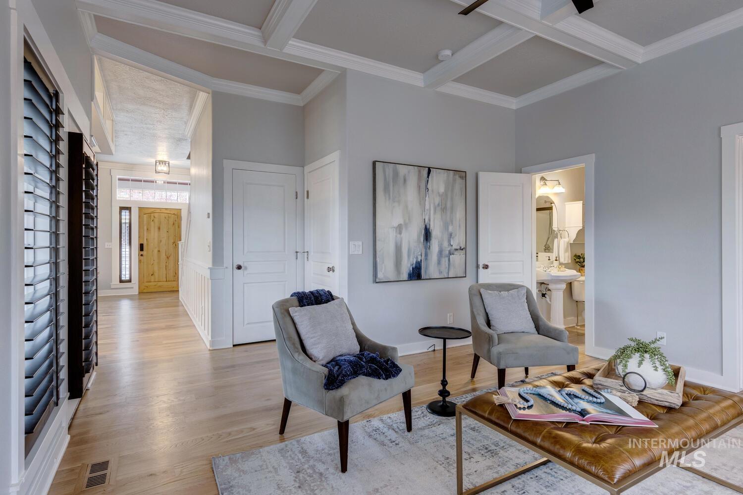 5218 W Hidden Springs Dr