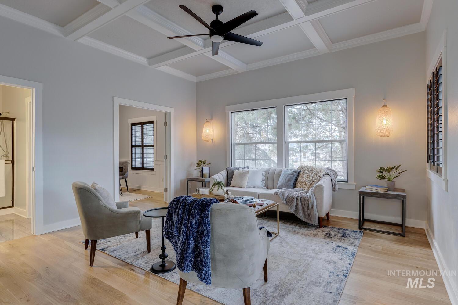 5218 W Hidden Springs Dr