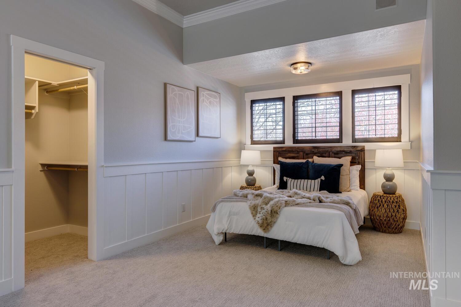 5218 W Hidden Springs Dr