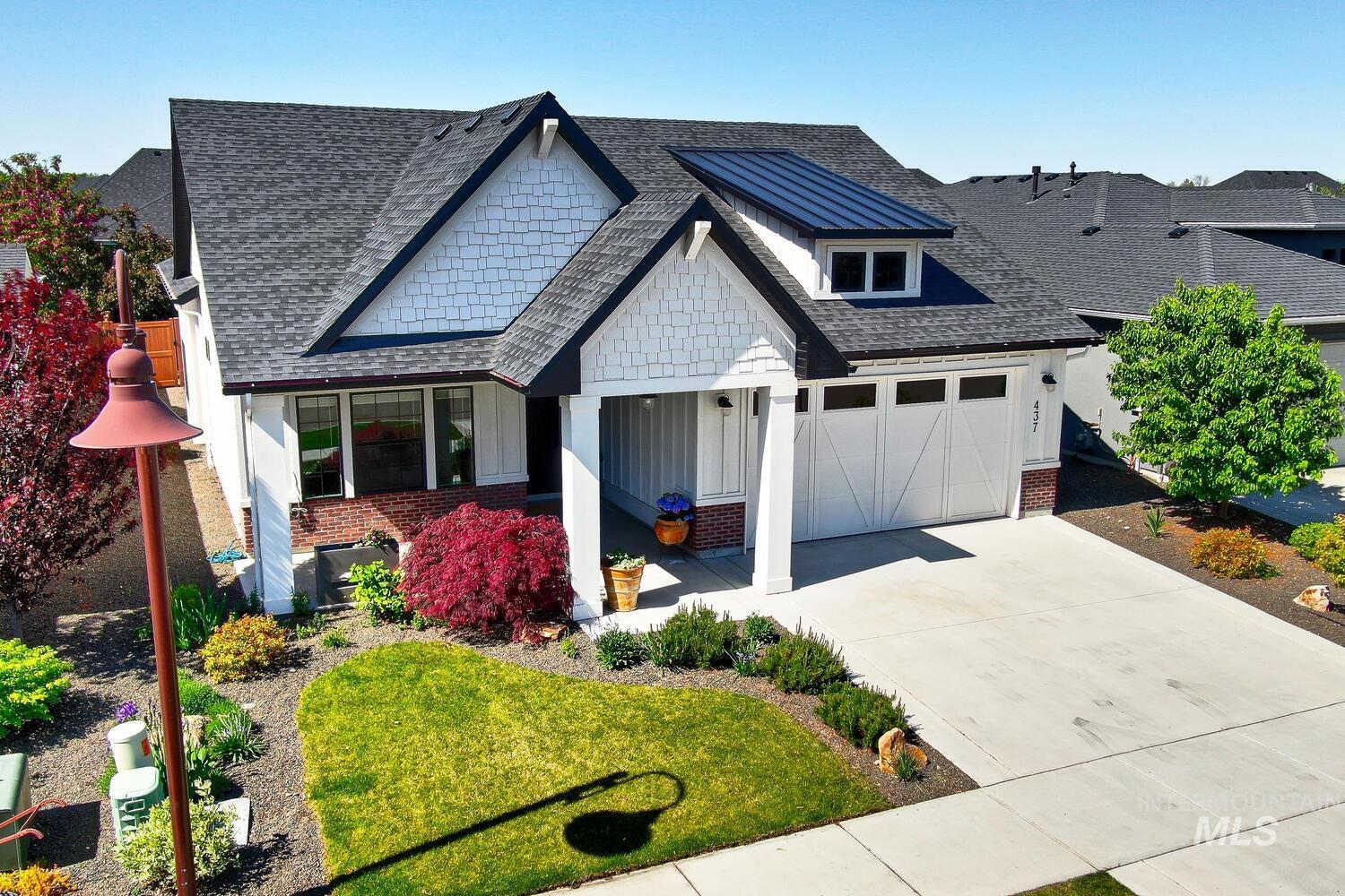 437 S Aspen Lakes Way