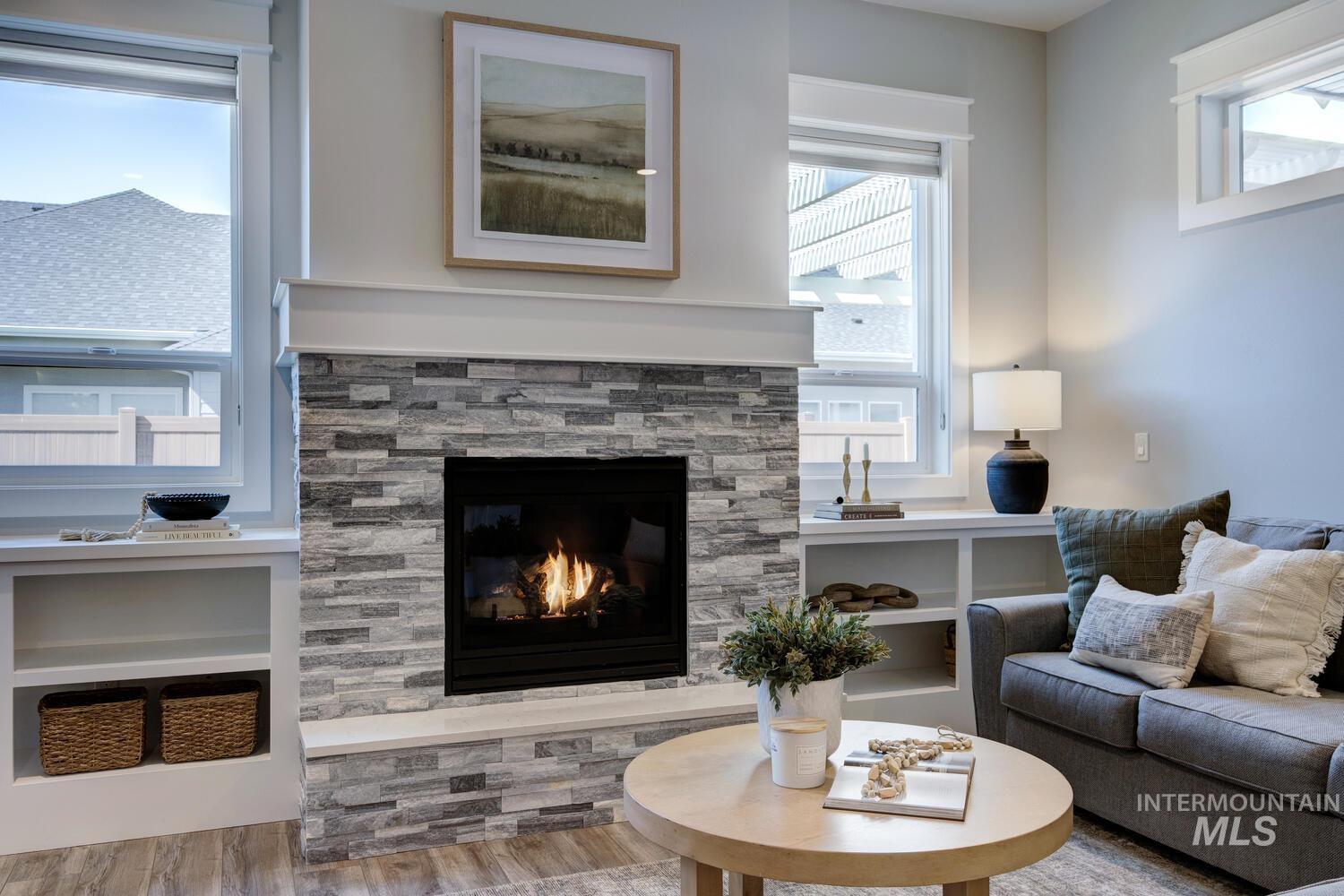 437 S Aspen Lakes Way