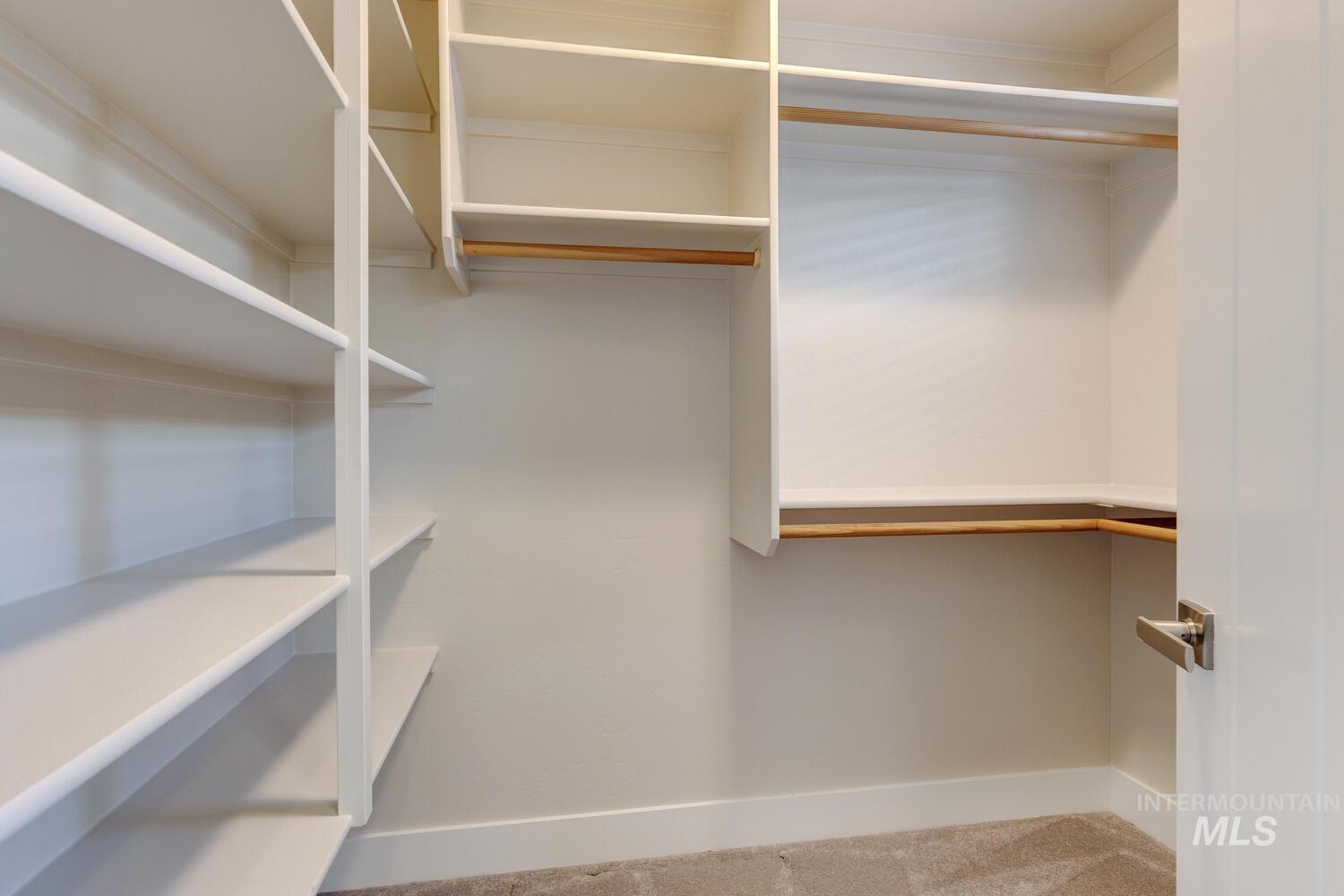 5723 W Hidden Springs Dr