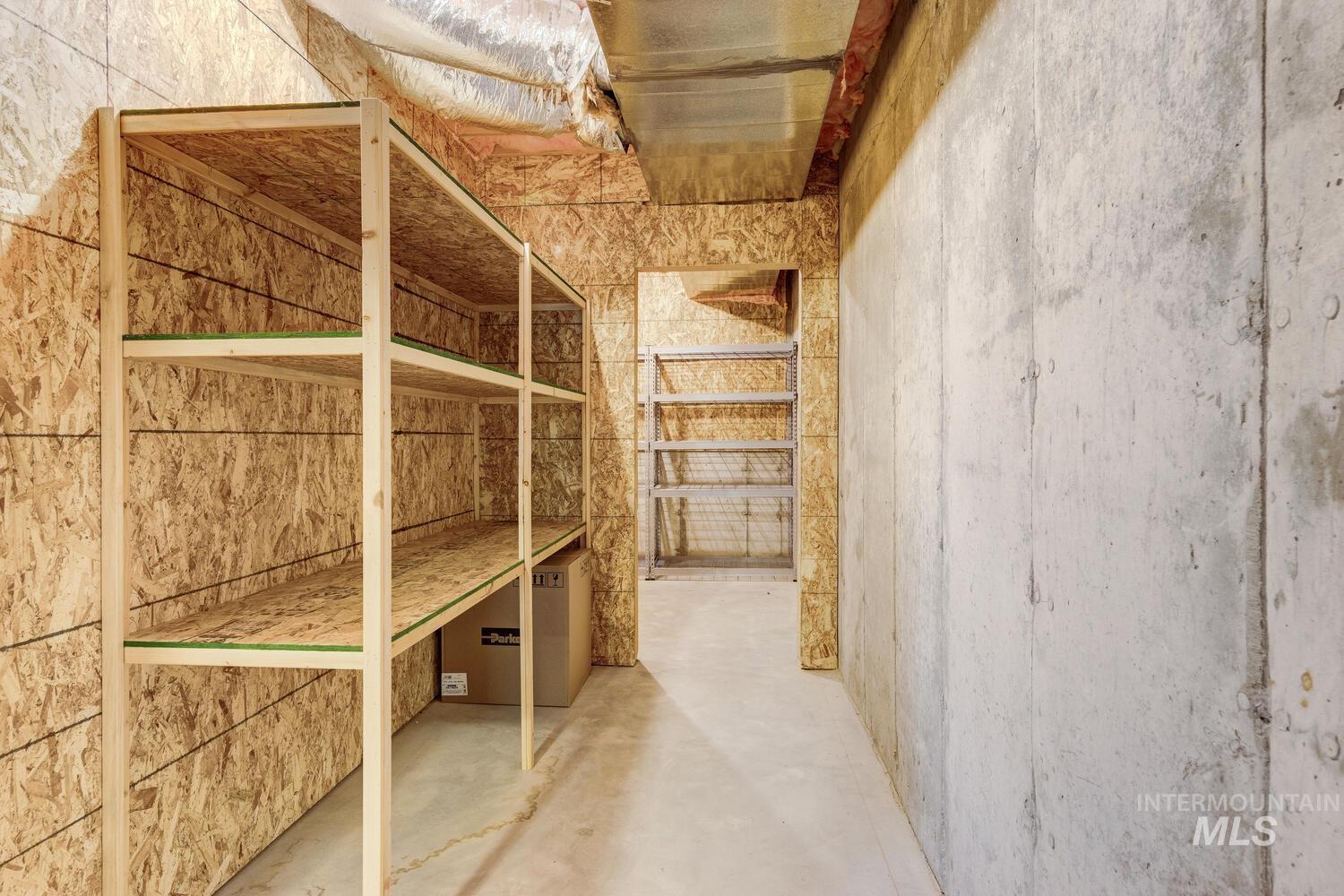 5723 W Hidden Springs Dr