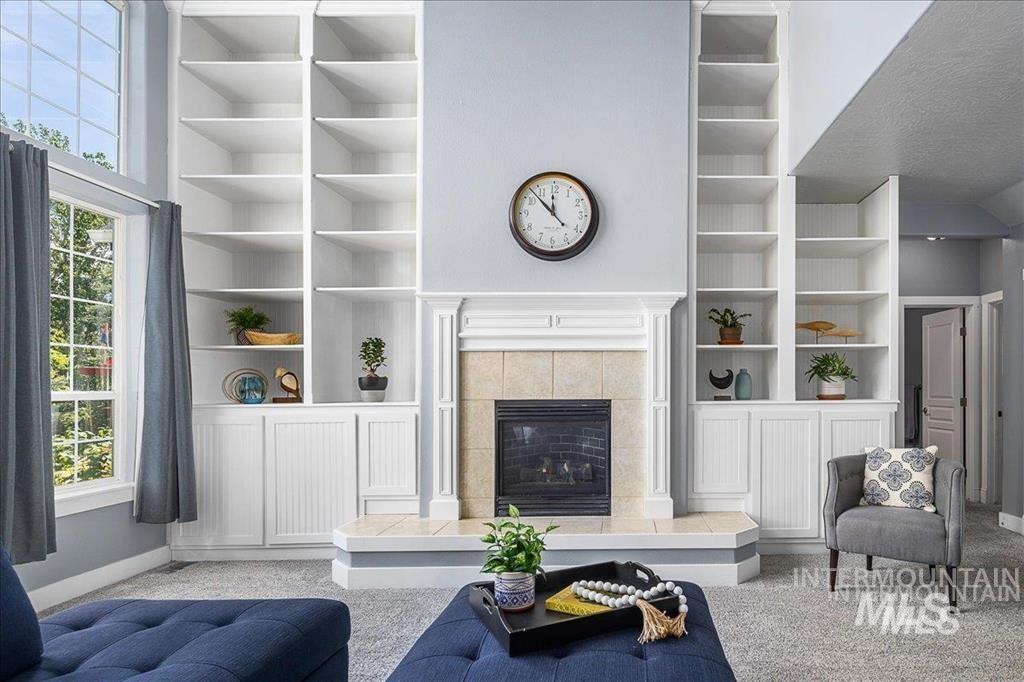 5244 W Hidden Springs Dr