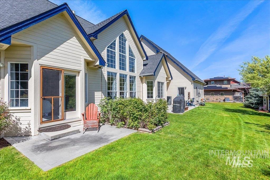 5244 W Hidden Springs Dr