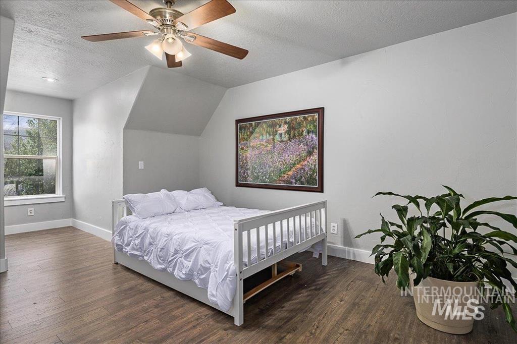 5244 W Hidden Springs Dr