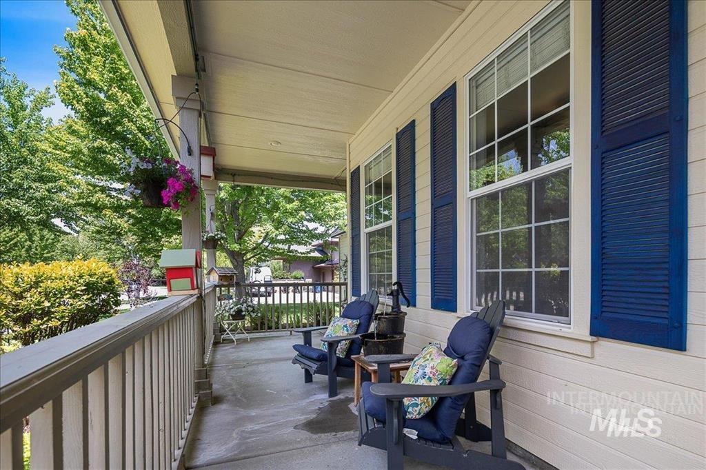 5244 W Hidden Springs Dr