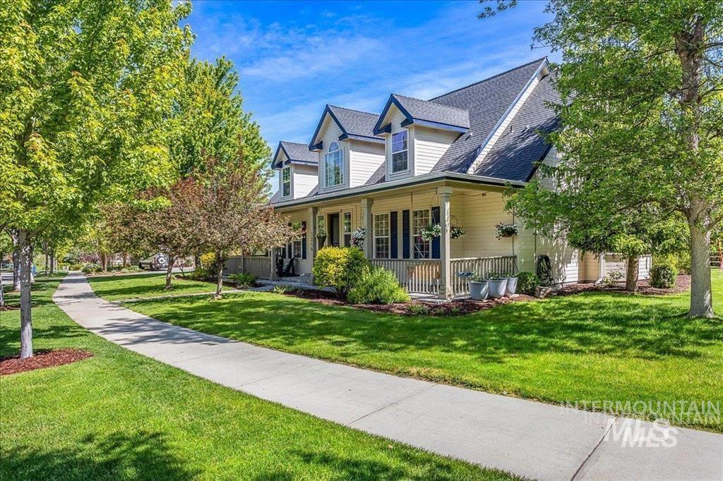 5244 W Hidden Springs Dr